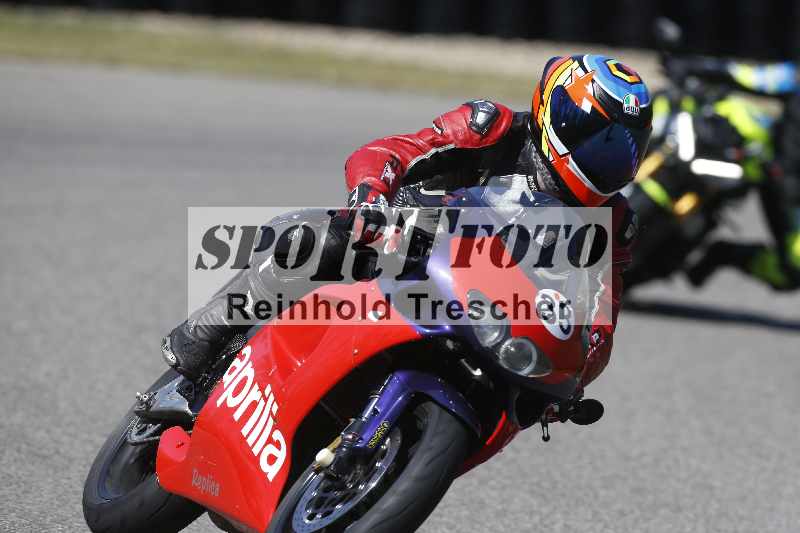 /01 02.04.2026 MAZ ADR/Gruppe rot/33